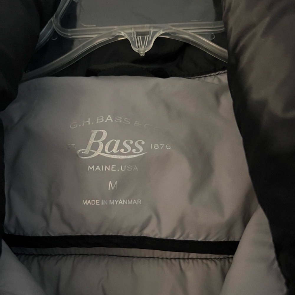 EUC Bass packable down alternative coat - image 5